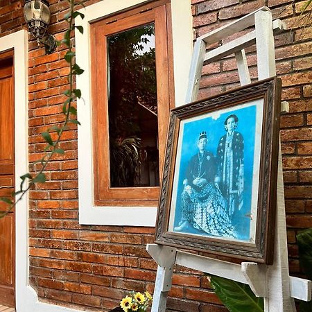 Rumah Pathuk Syariah Homestay Yogyakarta Exterior foto