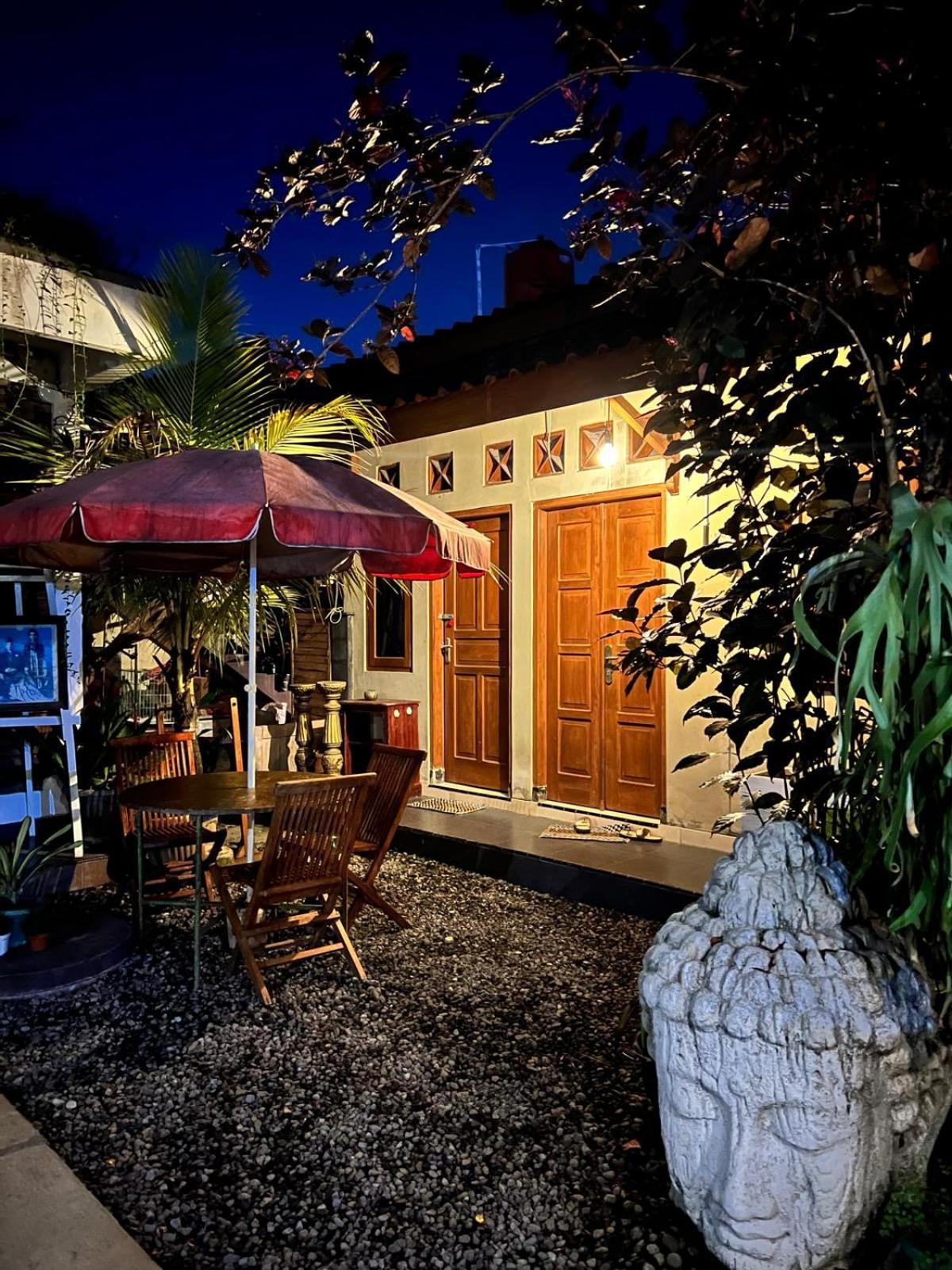 Rumah Pathuk Syariah Homestay Yogyakarta Exterior foto